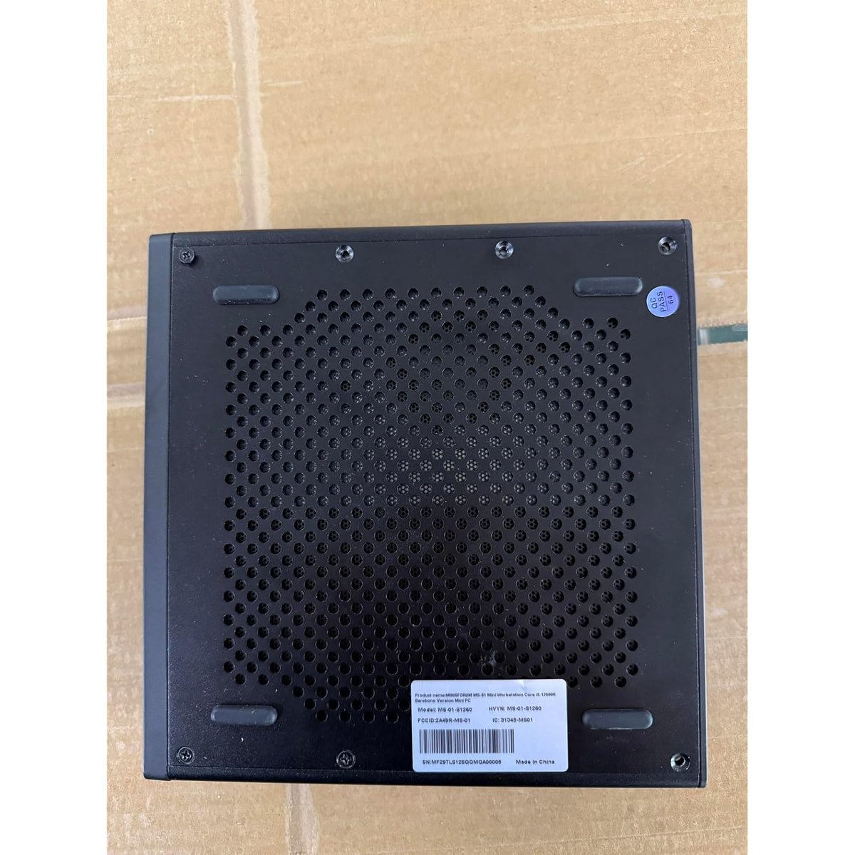 Mini-PC-Minisforum-MS-01-con-Intel-Core-i5-12600H-uso