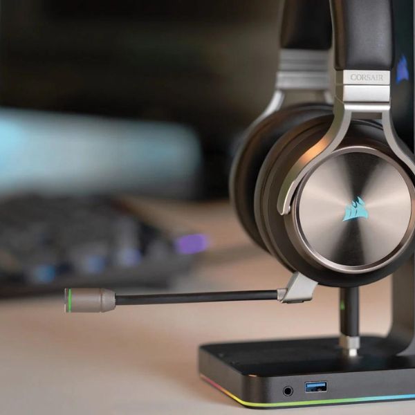 AUDIFONOS-CON-MICROFONO-CORSAIR-VIRTUOSO-ejemplo2