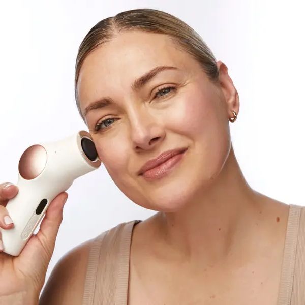 Anillos-de-Terapia-Caliente-y-Fria-TherabodyTheraFacePro-Blanco-TF02269-01-_3