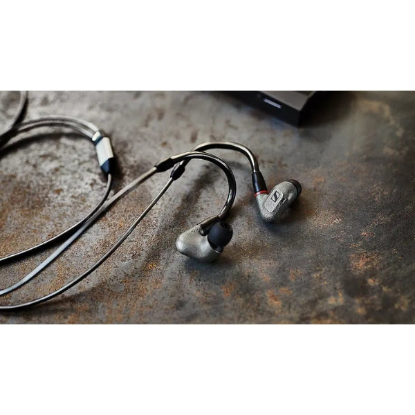 Audífonos-Sennheiser-Audiophile-IE-600-Wired-Passive-Noise-Cancelling-In-Ear-Earbuds-Gray