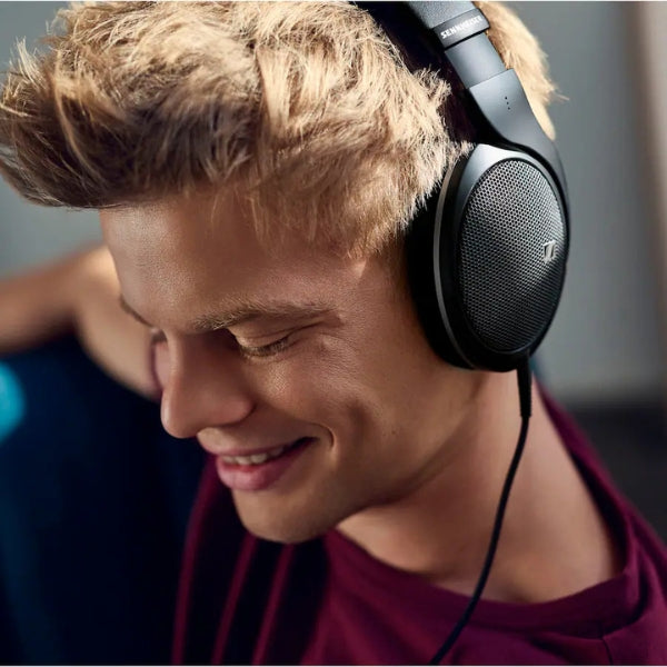 Audífonos-Sennheiser-HD-550-Over-Ear-Open-Back-Wired-Headphones-Black