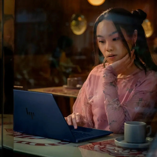 Laptop-HP-OmniBook-X-Flip-Intel-Core-Ultra-7-16GB-RAM-1TB-SSD-14-Intel-Arc-Windows-11-14-fm0023dx-Atmospheric-Blue