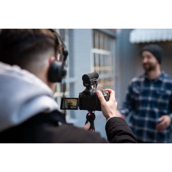 Micrófono-Sennheiser-MKE-400-Compact-Shotgun-Microphone-Black