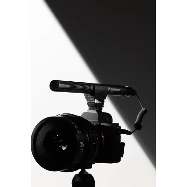 Micrófono-Sennheiser-MKE-600-Camcorder-Shotgun-Microphone-with-Carrying-Case-Shock-Mount-Foam-Windscreen-Black