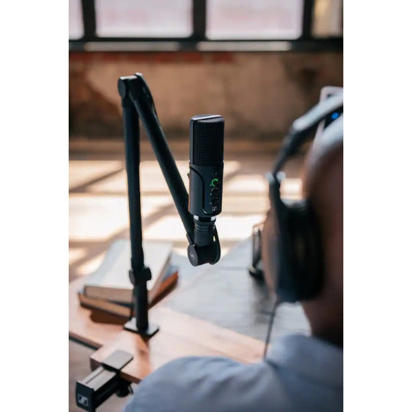 Micrófono-Sennheiser-Profile-USB-Microphone-Streaming-Set-with-Boom-Arm-3-m-USB-C-Cable-&-Mic-Pouch-Black