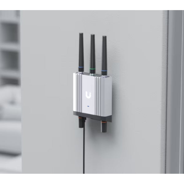 Router-Móvil-Ubiquiti-UniFi-Industrial-LTE-Cat-4-WiFi-4-IP66-PoE-GPS-para-Interior-Exterior