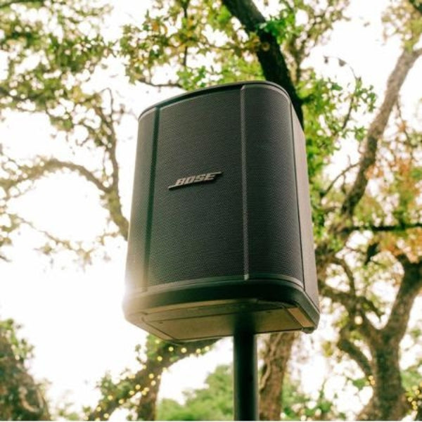 Sistema-de-PA-Inalámbrico-Portátil-Bose-S1-Pro+con-Bluetooth-Soporte-de-Altavoz-Turnstile-Audio