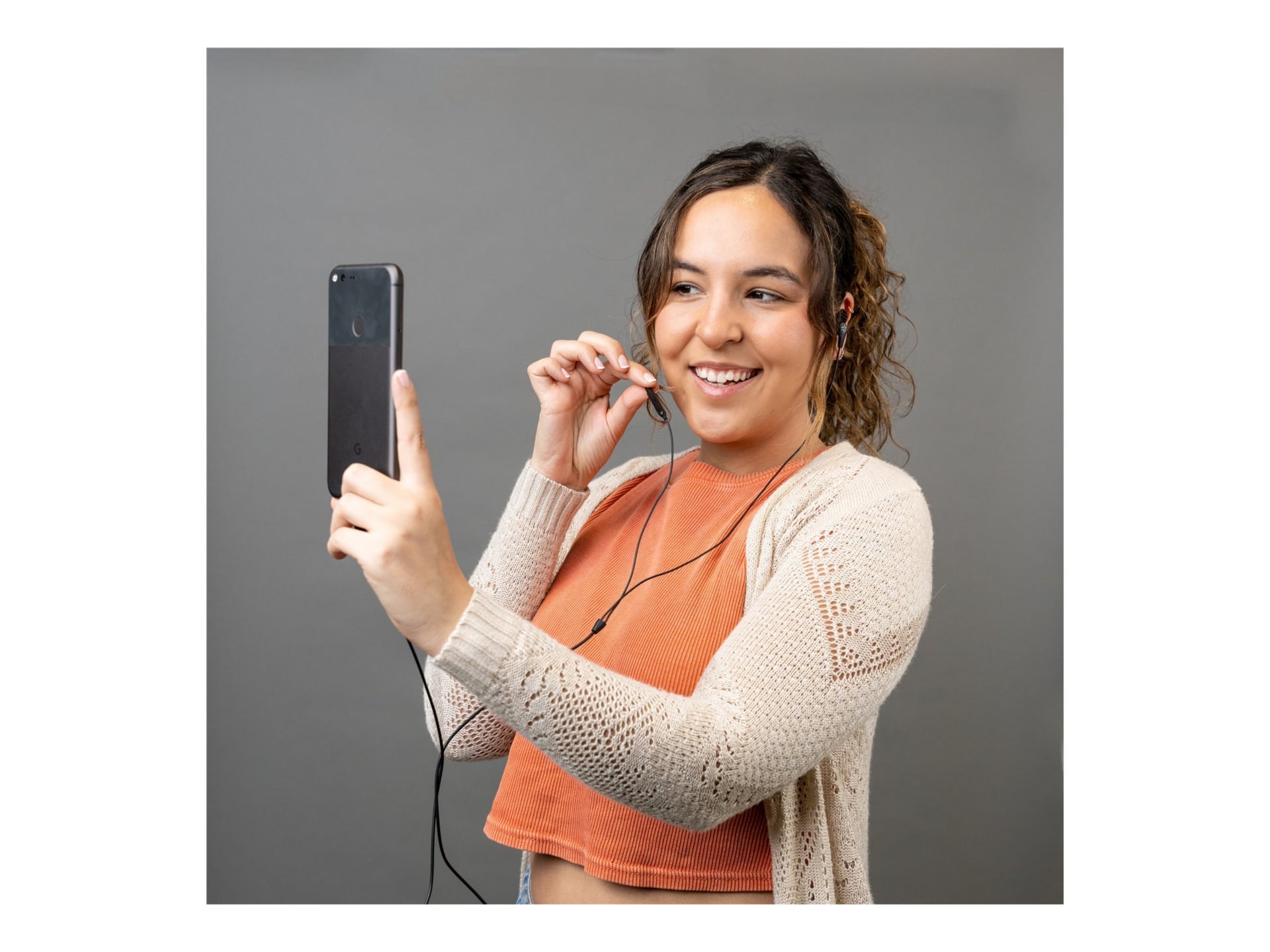 Audífonos True Wireless JLAB JBUDS PRO USB-C WIRED EARBUDS - vista 3