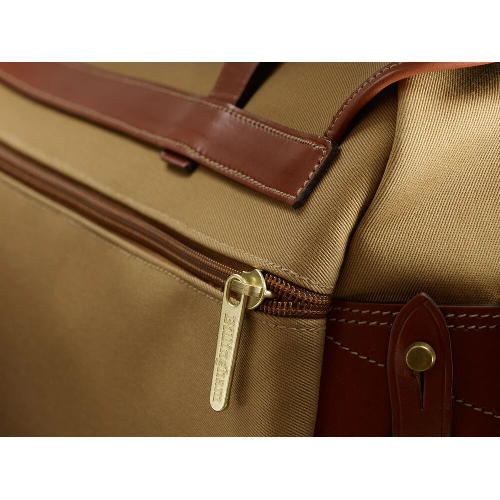 Bandolera Billingham 550 (Khaki Canvas / Beige Leather Trim, 21.5L) - puertos y conexiones