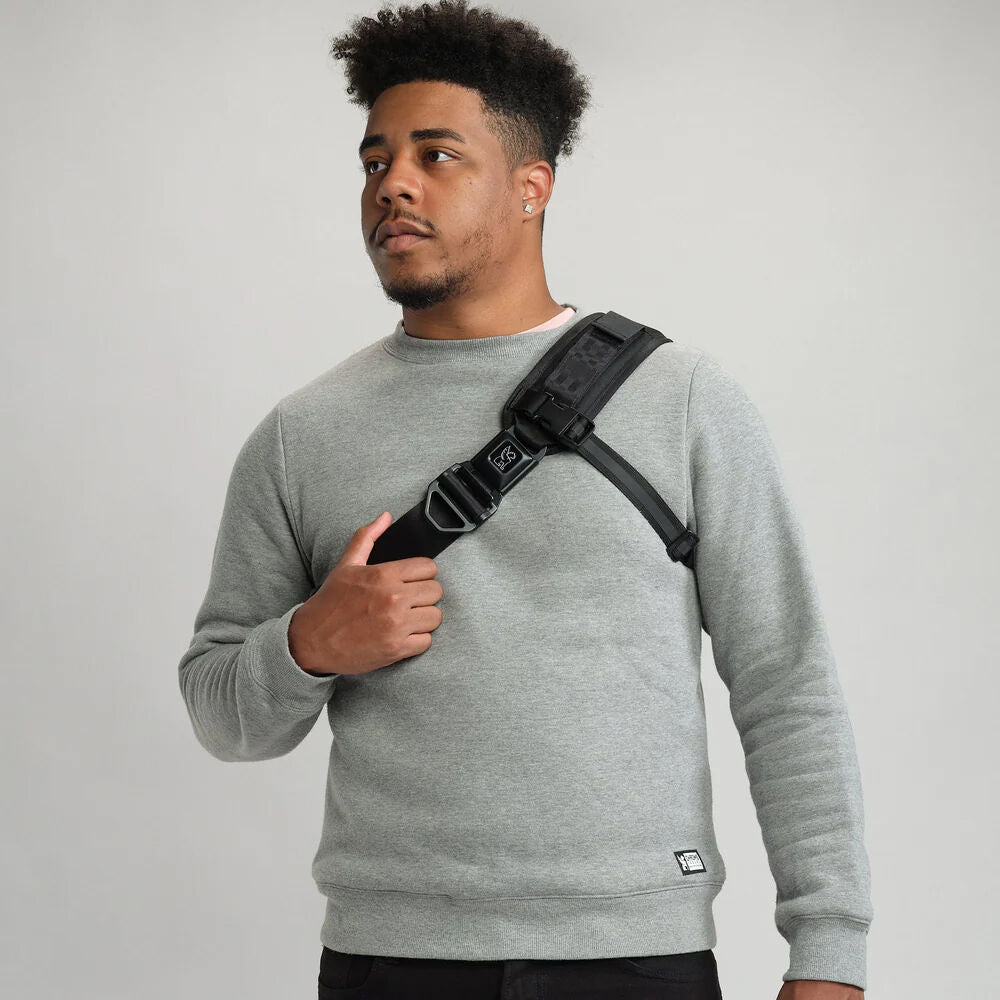 Bandolera Chrome Industries Kadet Max (Negro, 15L) - detalle