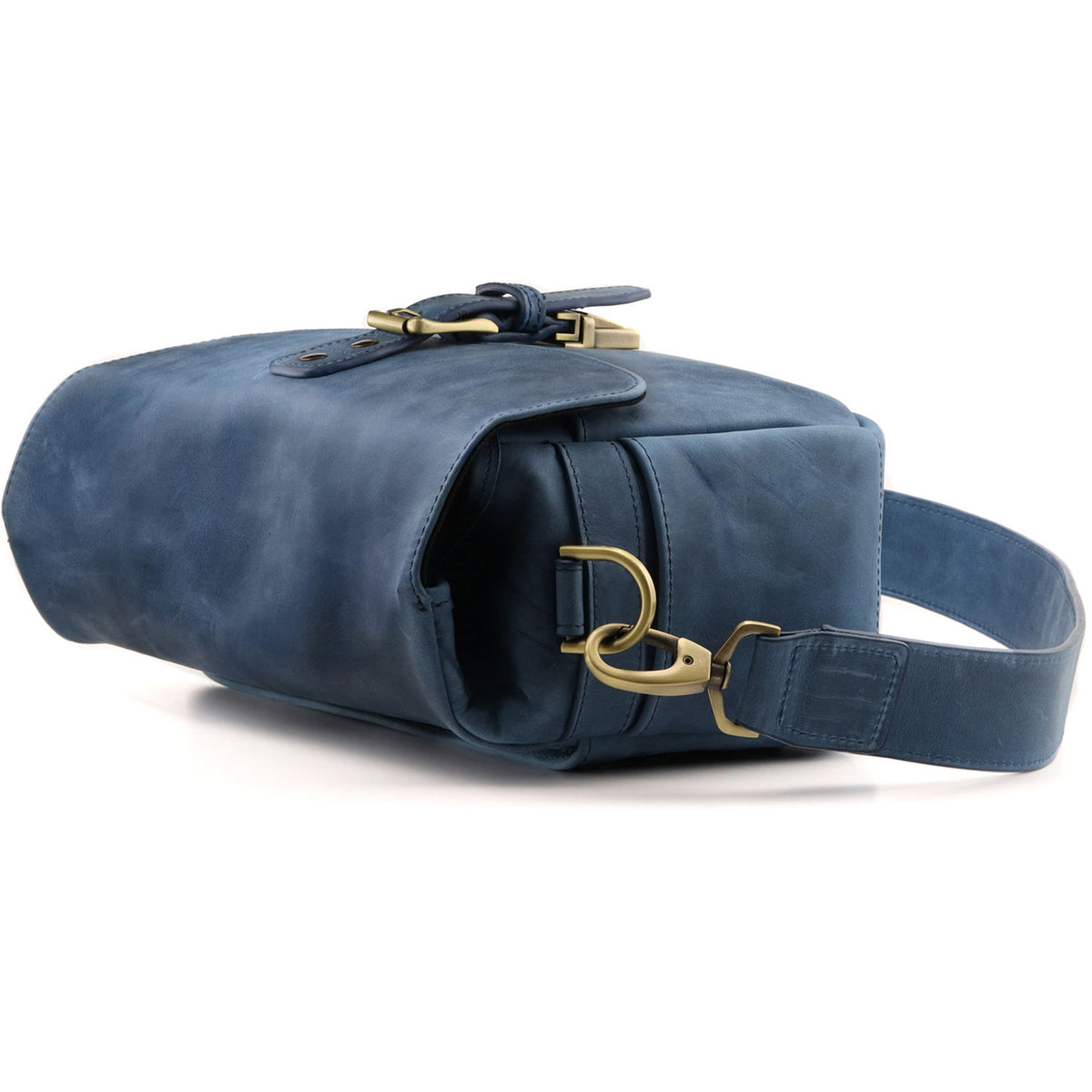 Bandolera MegaGear Leather Messenger (Azul) - puertos y conexiones