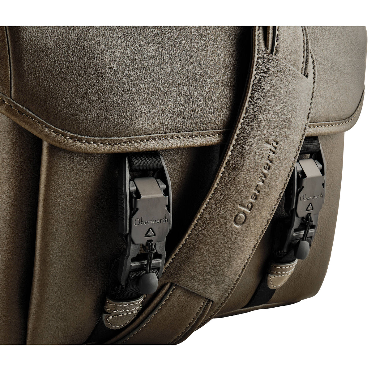 Bandolera Oberwerth Momentum (Verde oliva Verde, Grande) - en uso