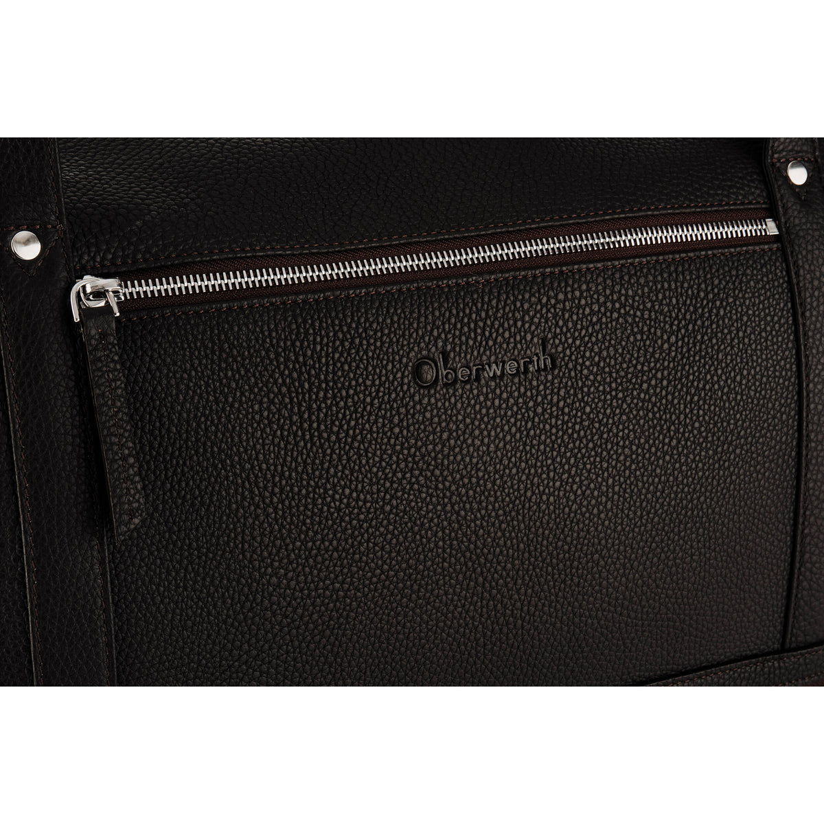 Bandolera Oberwerth Photo Weekender S (Dark Brown, 21L) - en uso