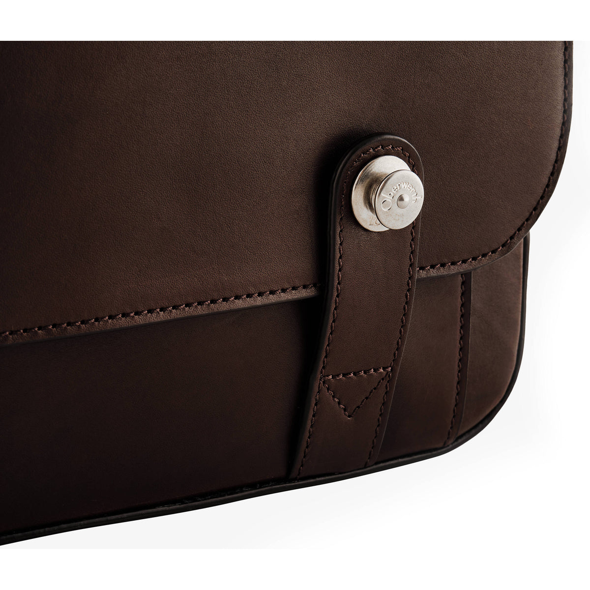 Bandolera Oberwerth Signature L (Dark Brown, 7L) - contenido de la caja