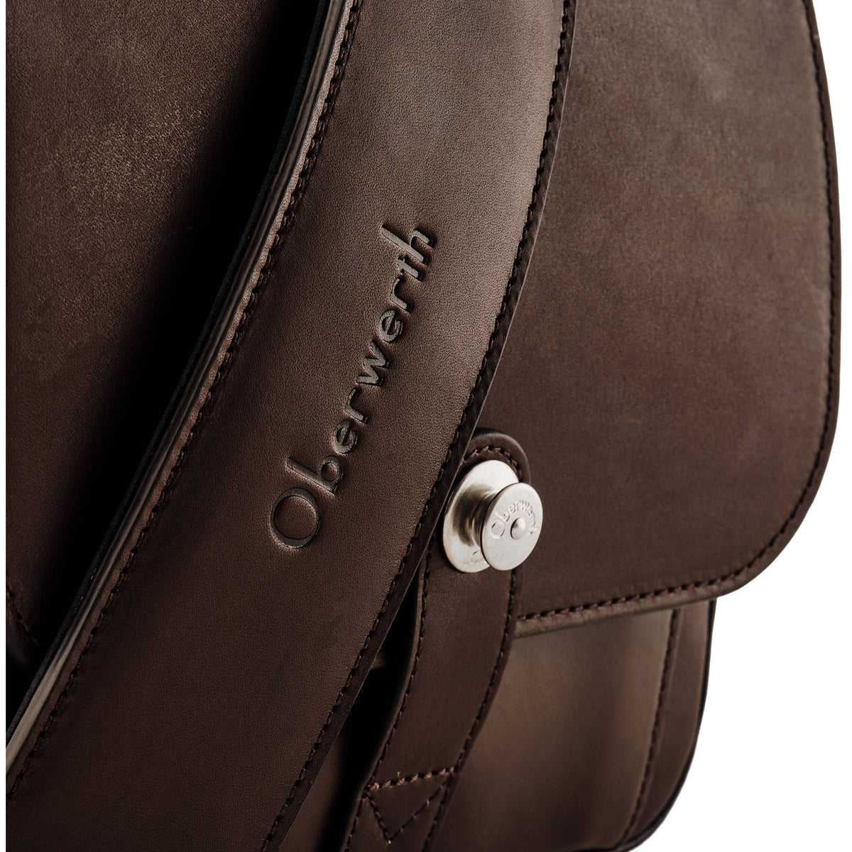 Bandolera Oberwerth Signature M (Dark Brown, 5L) - detalle