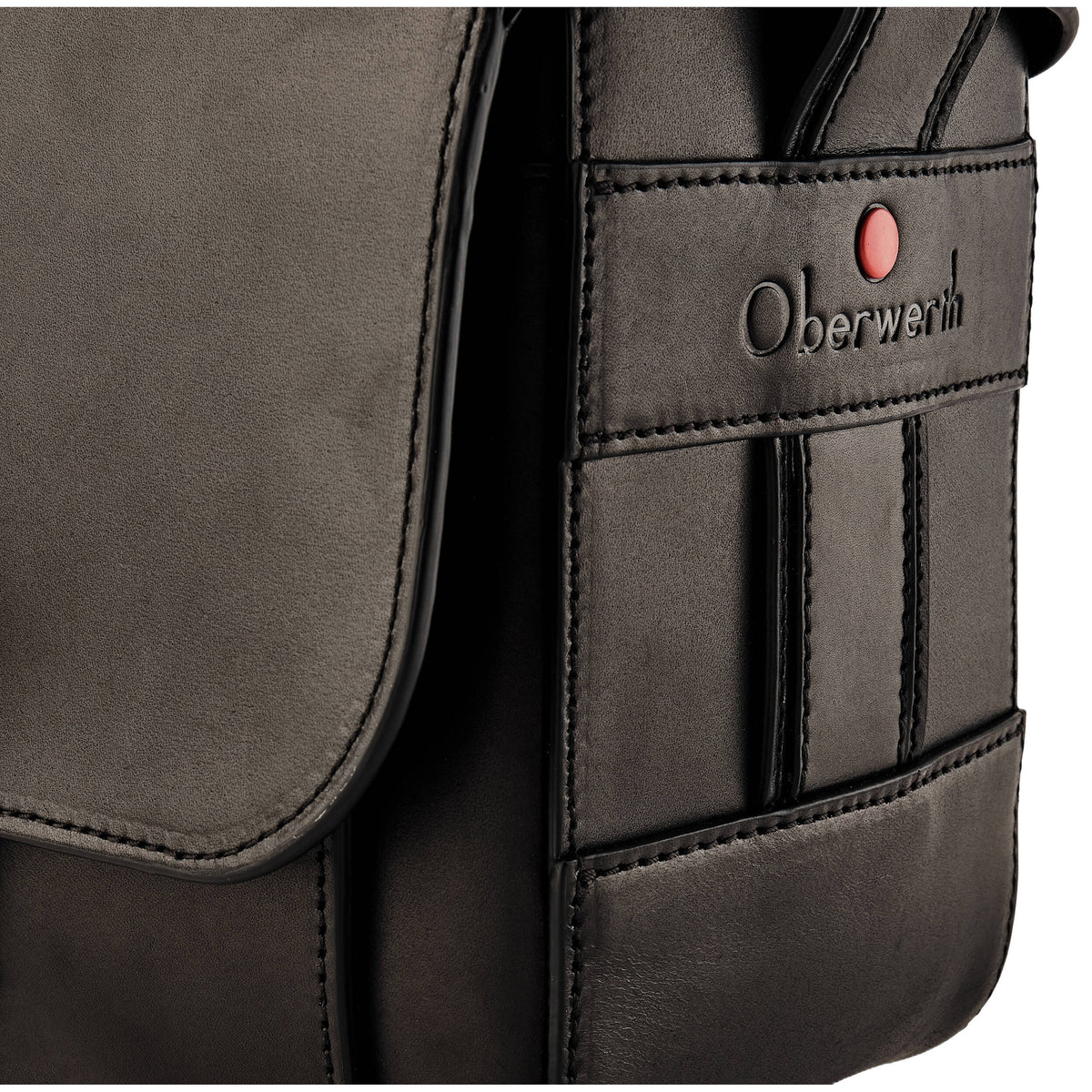 Bandolera Oberwerth Signature M (Negro, 5L) - en uso
