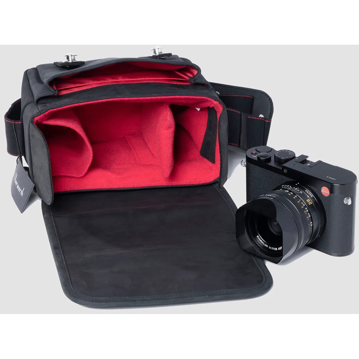 Bandolera Oberwerth The Q para Q1, Q2, or Q3 (Negro / Interior Rojo) - vista lateral