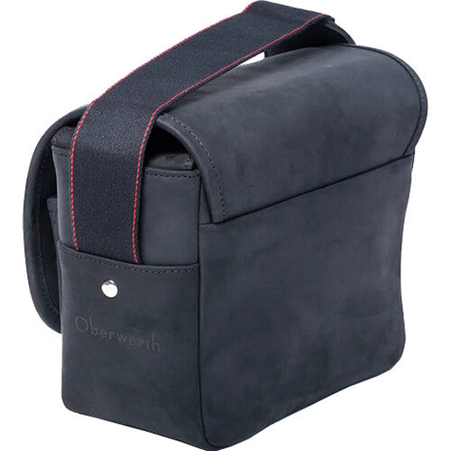 Bandolera Oberwerth The Q para Q1, Q2, or Q3 (Pine Tree Verde / Interior Rojo) - en uso