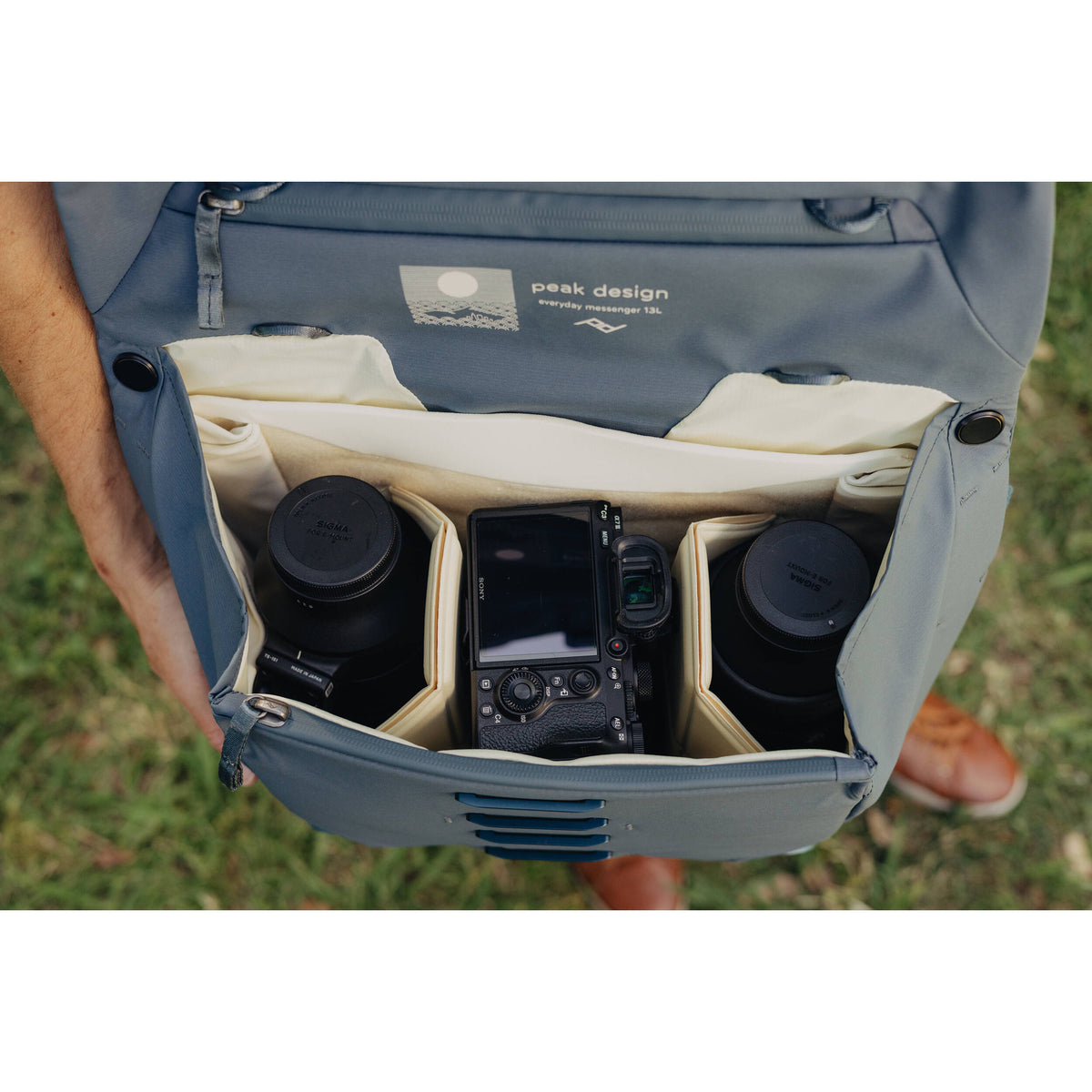 Bandolera Peak Design Everyday Messenger (Ocean, 13L) - vista lateral