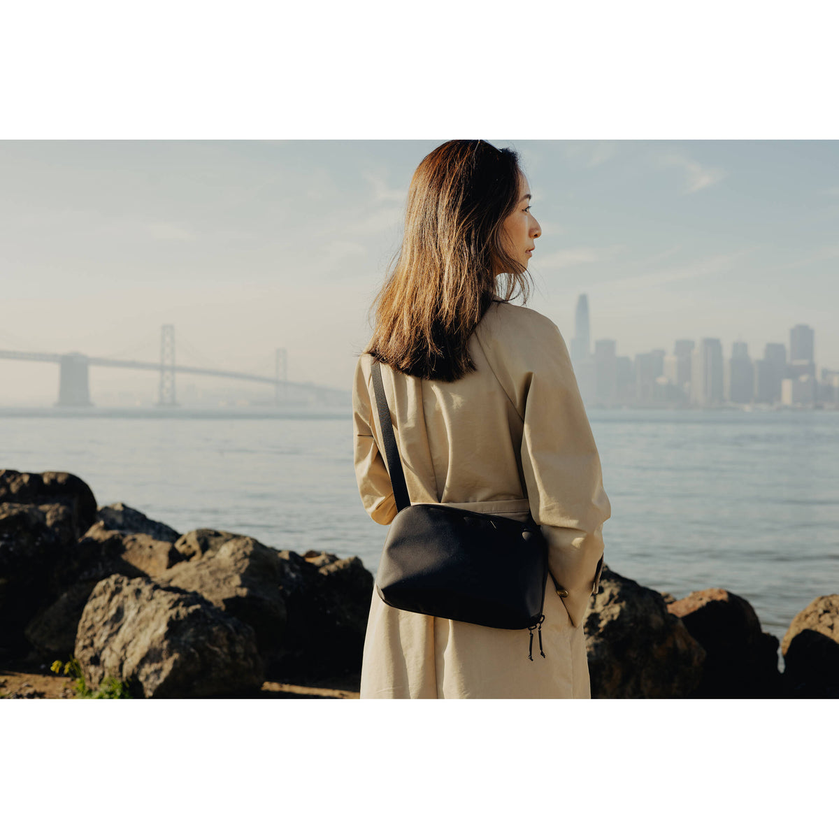 Bandolera Peak Design Travel Crossbody (Negro, 3L) - detalle