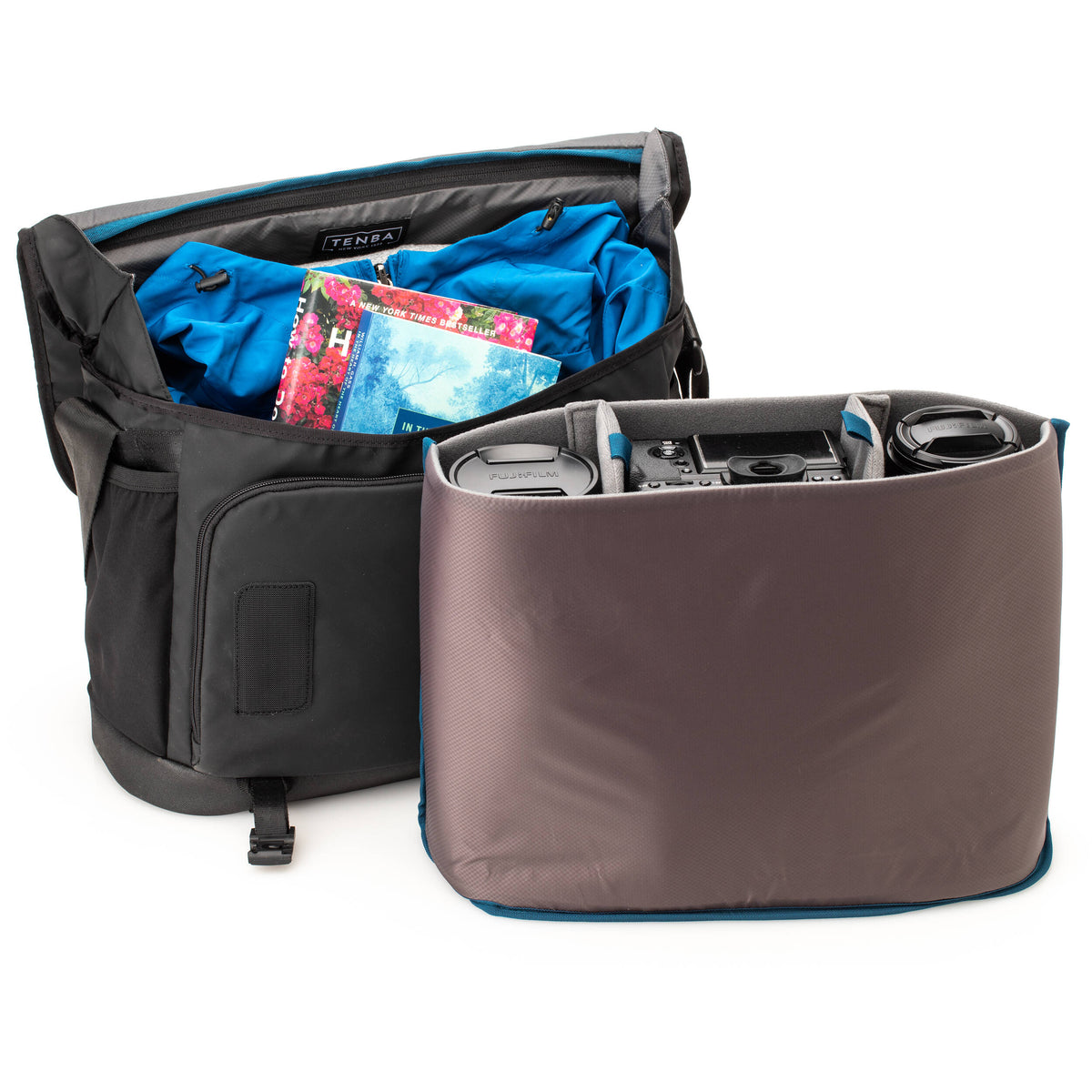Bandolera Tenba DNA 16 Slim Messenger (Negro) - puertos y conexiones