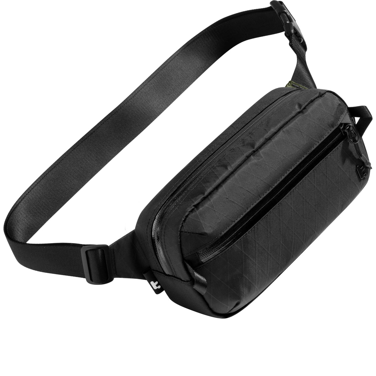 Bandolera tomtoc Aviator-T35 Chest (Negro, 2.5L) - en uso