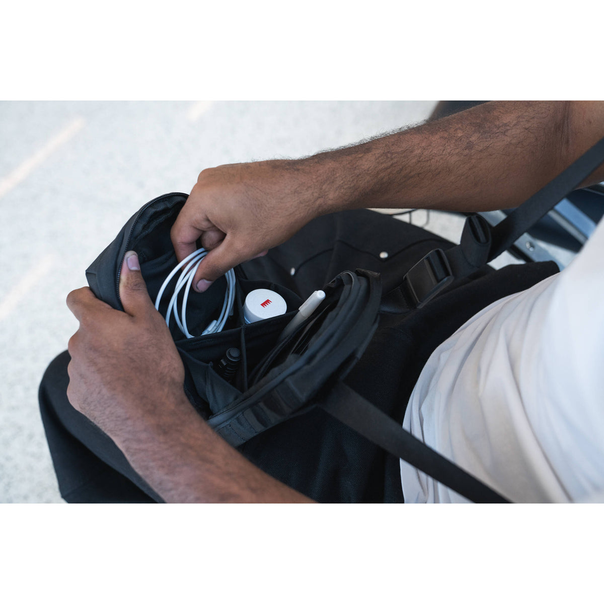 Bandolera WANDRD X1 Crossbody (Mediano) - detalle