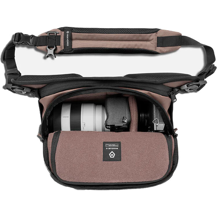 Bolso Bandolera WANDRD ROGUE V2 (Atacama Clay, 6L) - detalle