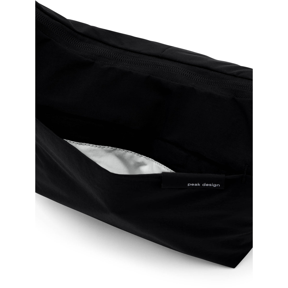 Bolso Peak Design City Crescent (Negro, 6L) - contenido de la caja