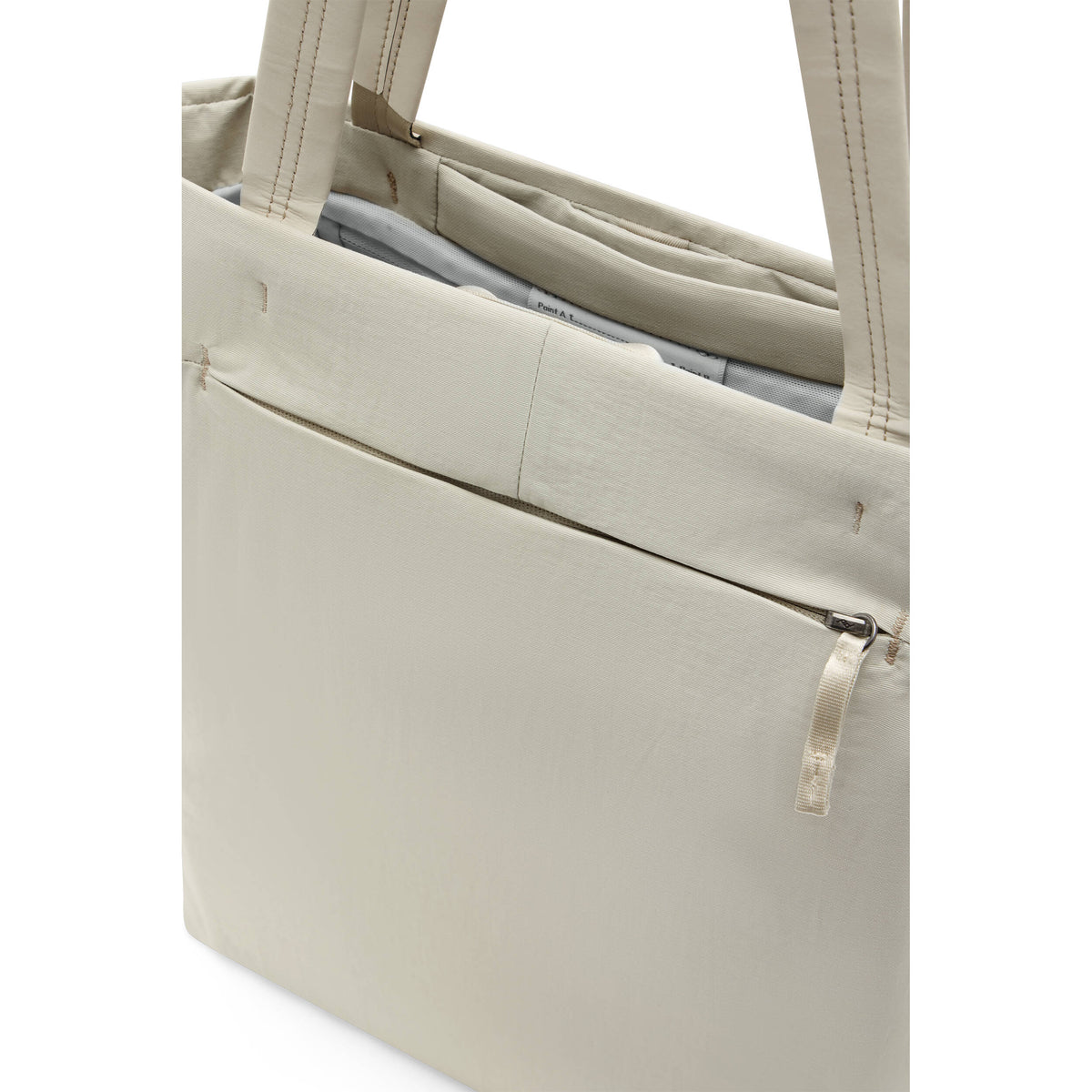 Bolso Peak Design City (Moon, 15L) - en uso