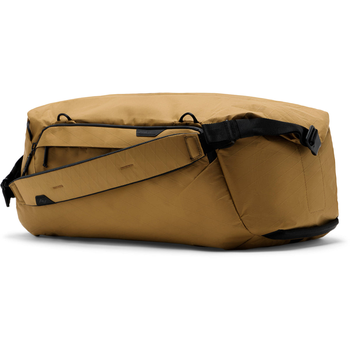 Bolso Peak Design Travel Duffel (Coyote, 35L) - puertos y conexiones