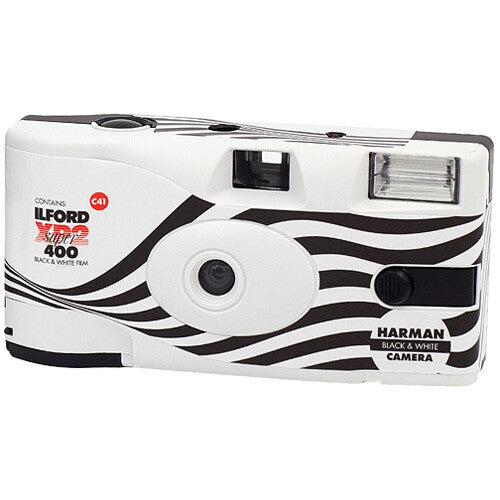 Cámara Analógica Ilford XP2 Super (Negro) - vista frontal