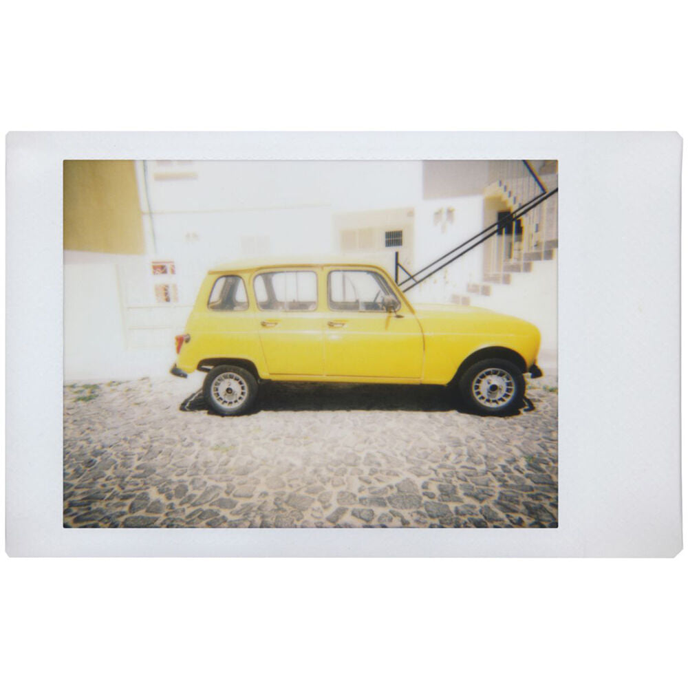 Cámara Analógica Lomography Lomo'Instant Automat Glass (Edición Klimt Kiss) - en uso