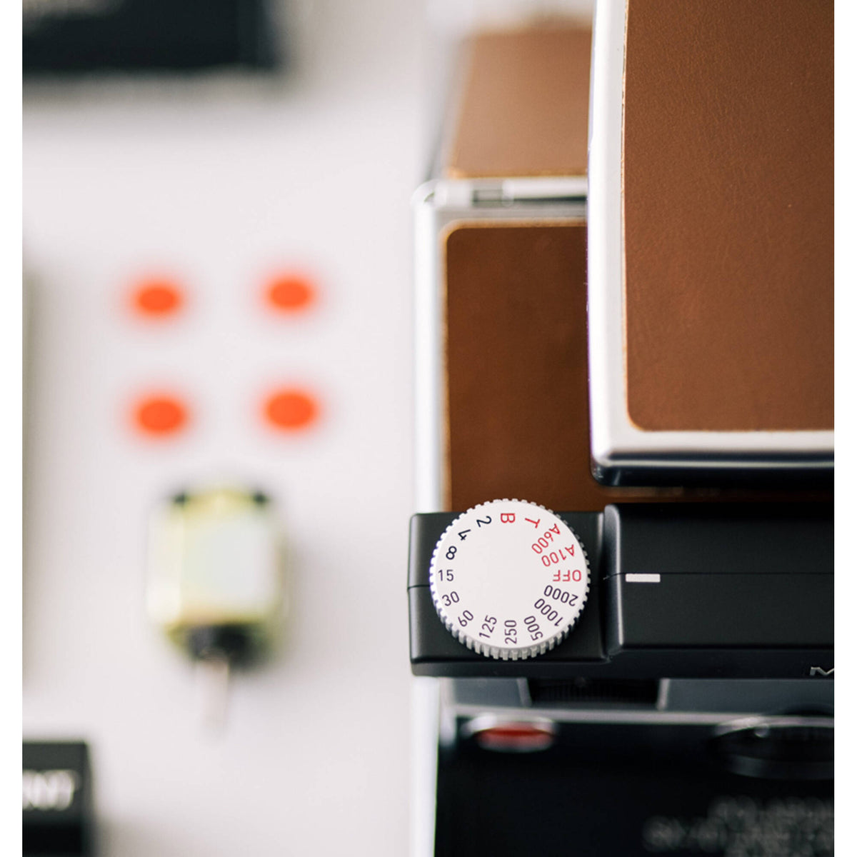Cámara Analógica Mint SLR670-X ZERO - puertos y conexiones