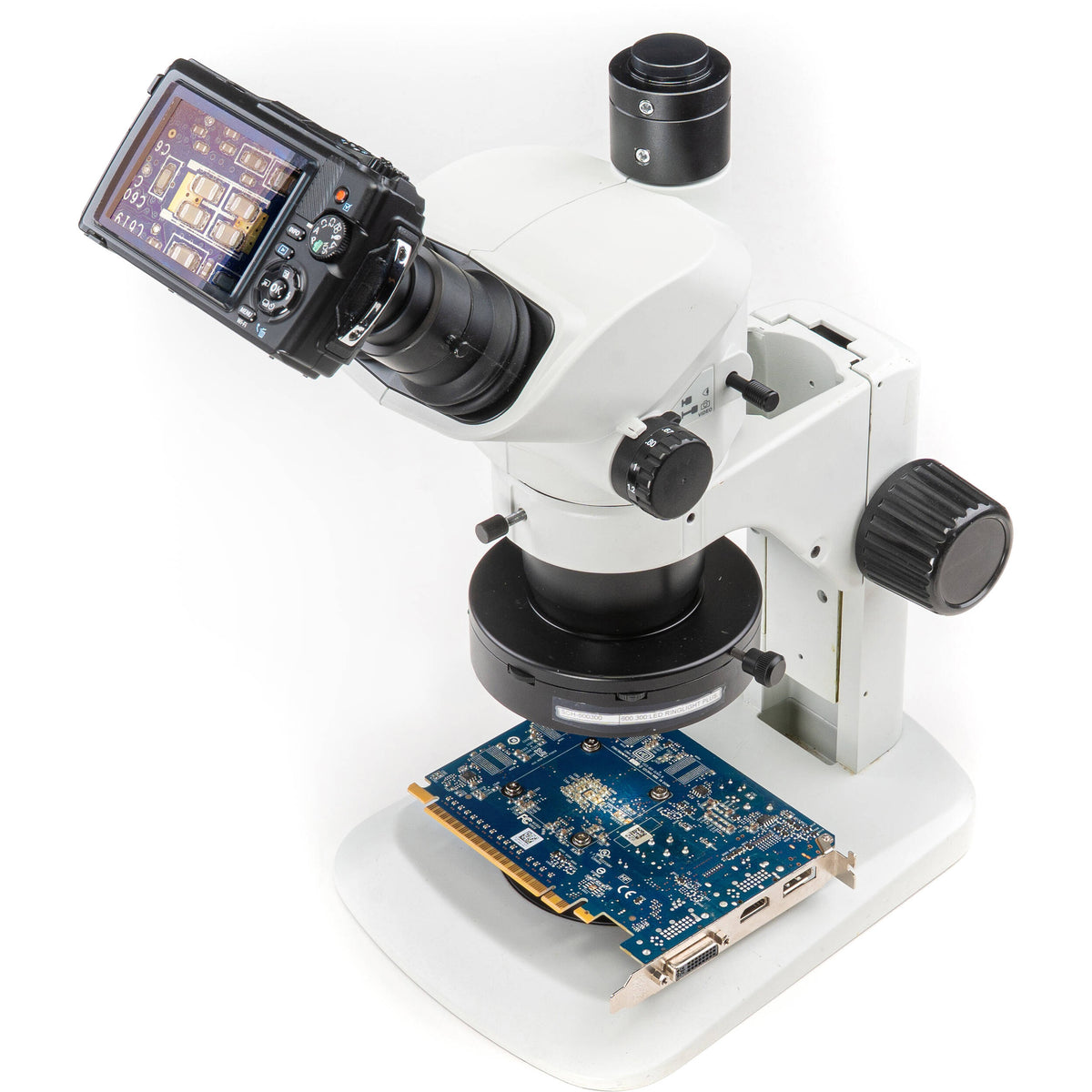 Cámara Digital OM System TG-7 INDUSTRY con Kit de Videoscopio - vista lateral