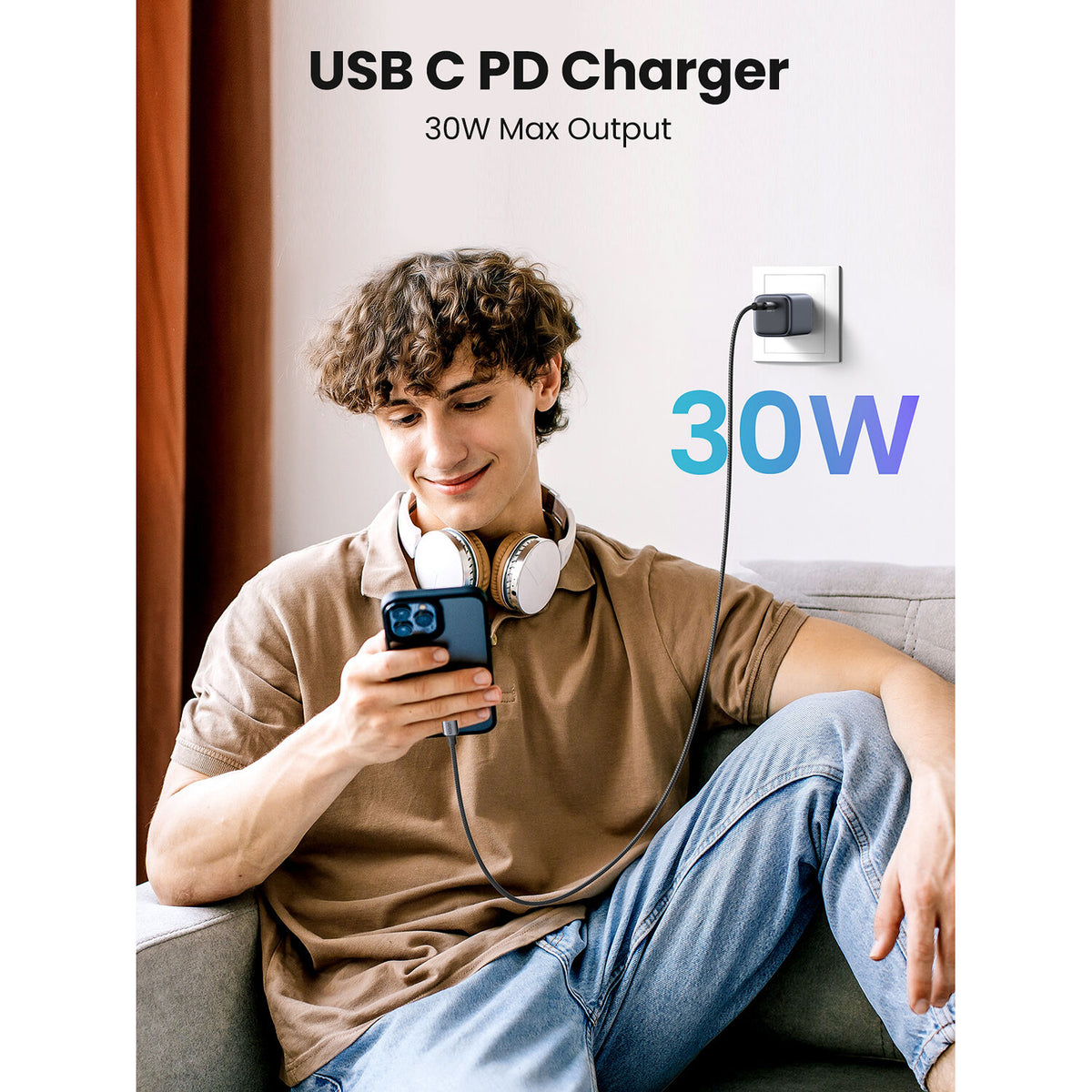 Cargador UGreen USB-C GaN 30W Carga Rápida Negro - vista trasera