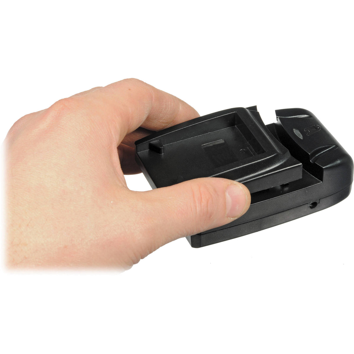 Cargador Watson Compact AC/DC para D-LI109 - puertos y conexiones