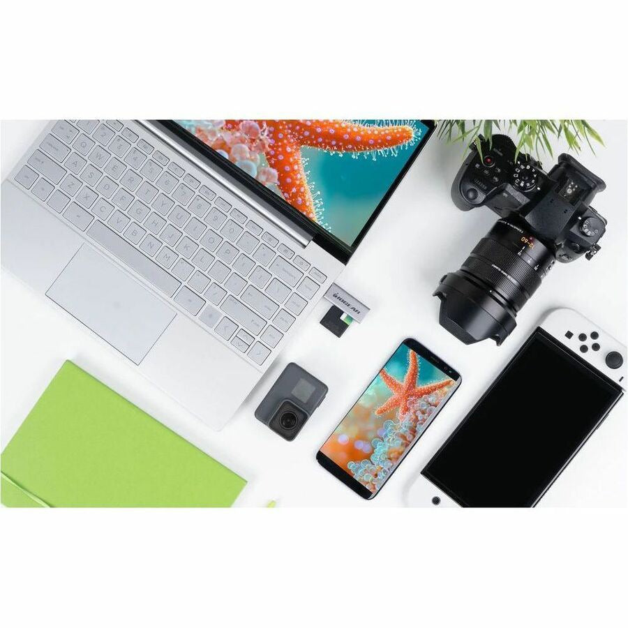Control de Acceso IOGEAR SuperSpeed USB 3.0 SD/Micro SD Card Reader / Writer - vista 7