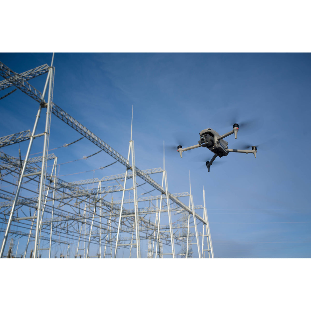 Dron DJI Matrice 4T Industrial con Cámara Térmica