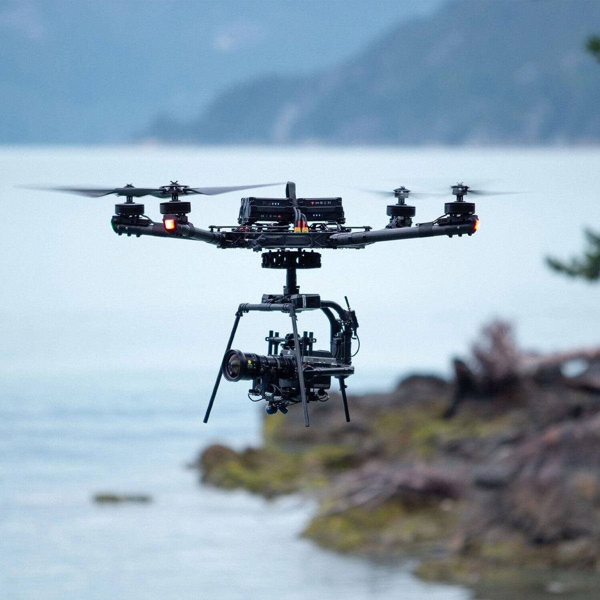 Dron FREEFLY Alta X con Control Pilot Pro (NDAA)
