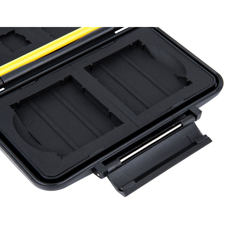 Estuche para Tarjetas JJC MC-Series para 2 CF, 2 SD & 4 microSD - en uso