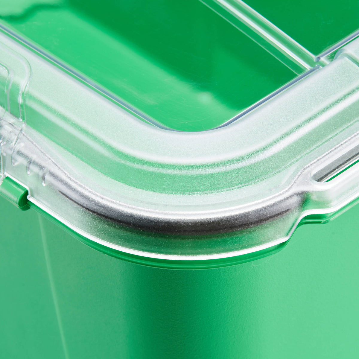 Estuche Rígido Alstora Protective Storage (Grass Verde, 46L) - contenido de la caja