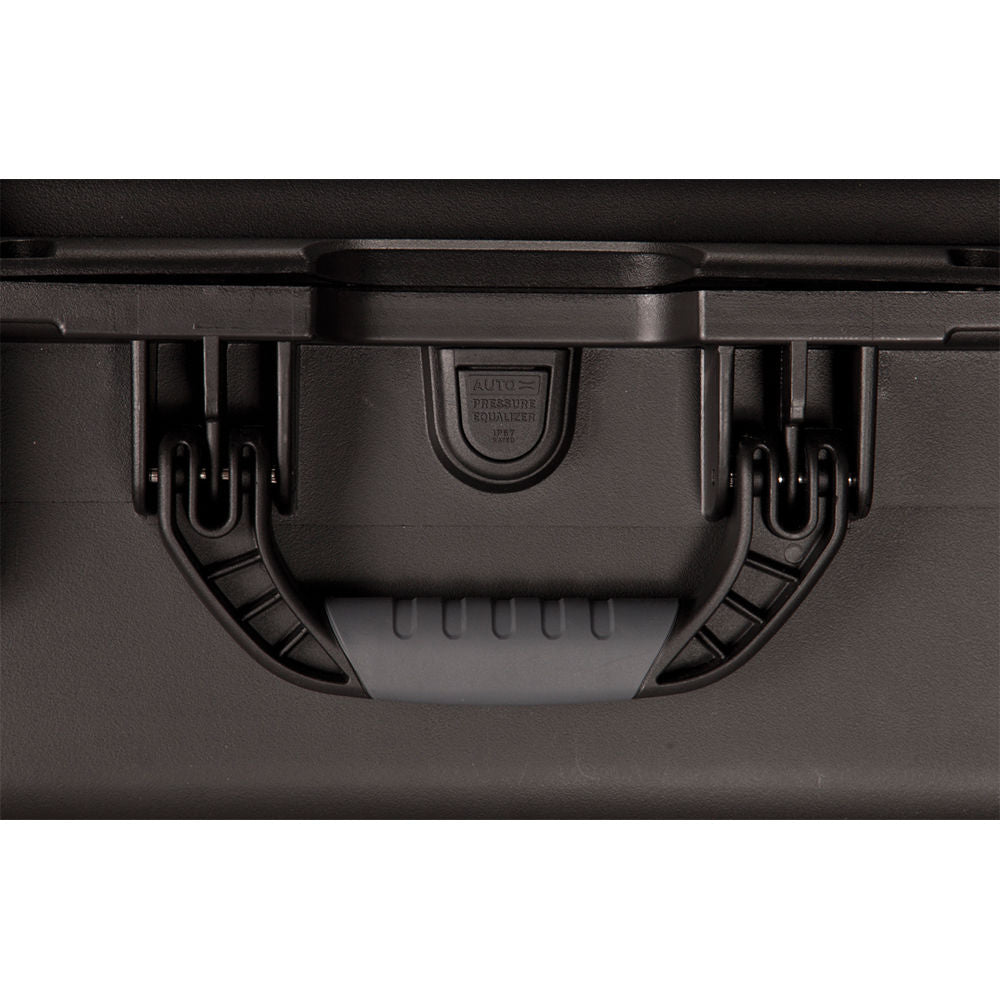 Estuche Rígido Gator Waterproof Injection-Molded Equipment con Diced espuma (Negro) - vista lateral