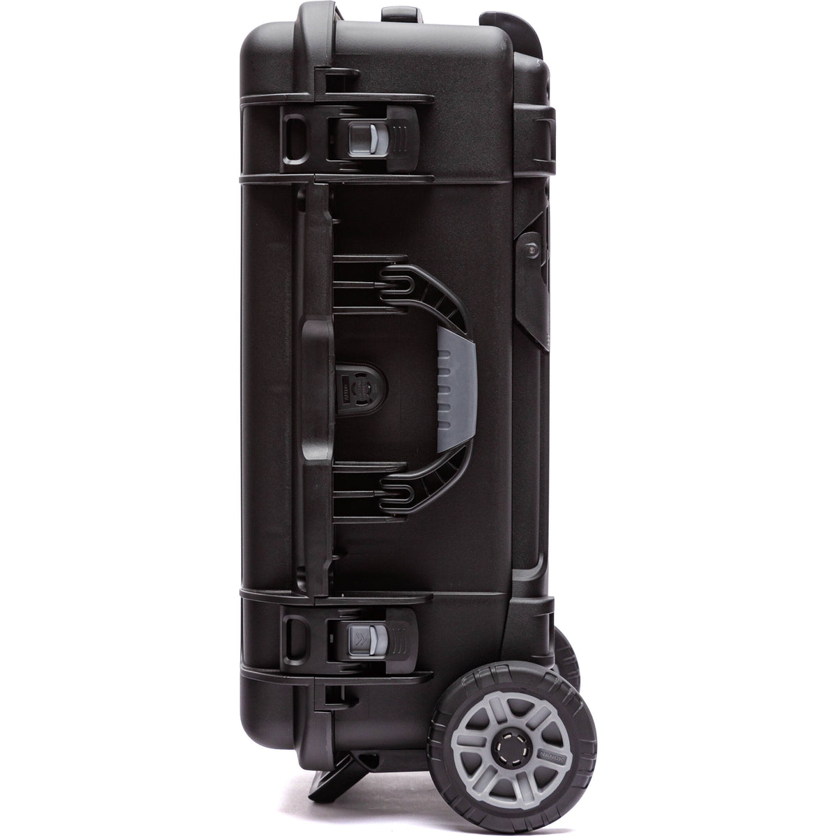 Estuche Rígido Nanuk 935 con Heavy-Duty Wheels (28.5L) - puertos y conexiones