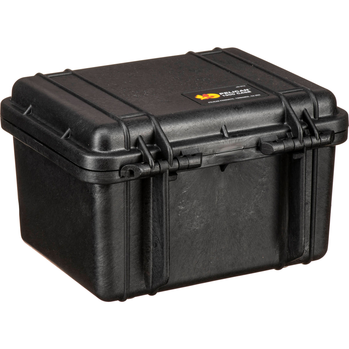 Estuche Rígido Pelican 1300 sin interior (Negro) - puertos y conexiones