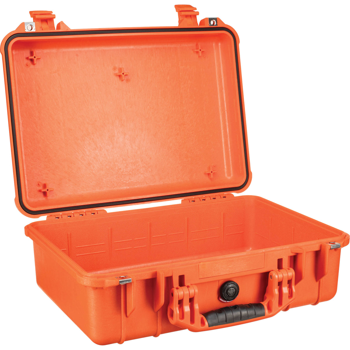 Estuche Rígido Pelican 1500NF sin interior (Naranja) - en uso