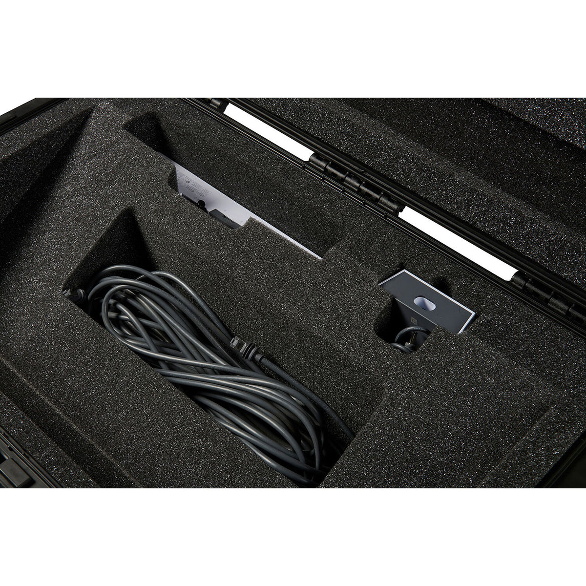 Estuche Rígido Pelican 1595SSLK Air Starlink Standard Gen 3 Travel - contenido de la caja