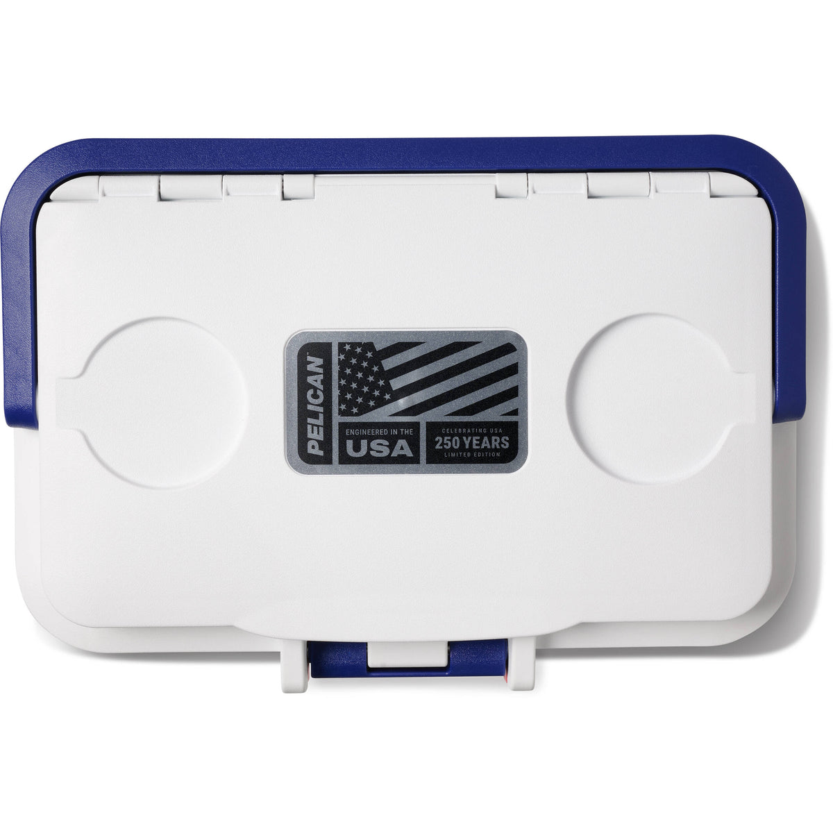 Estuche Rígido Pelican 8QT Personal Cooler (America 250 Limited Edition Rojo / Blanco / Azul) - puertos y conexiones