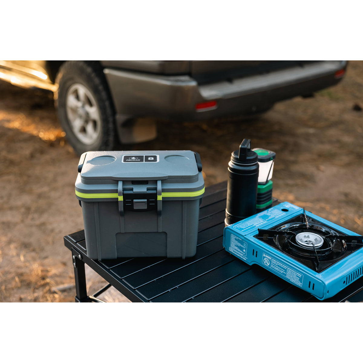 Estuche Rígido Pelican 8QT Personal Cooler (Sage Verde / Gris) - contenido de la caja