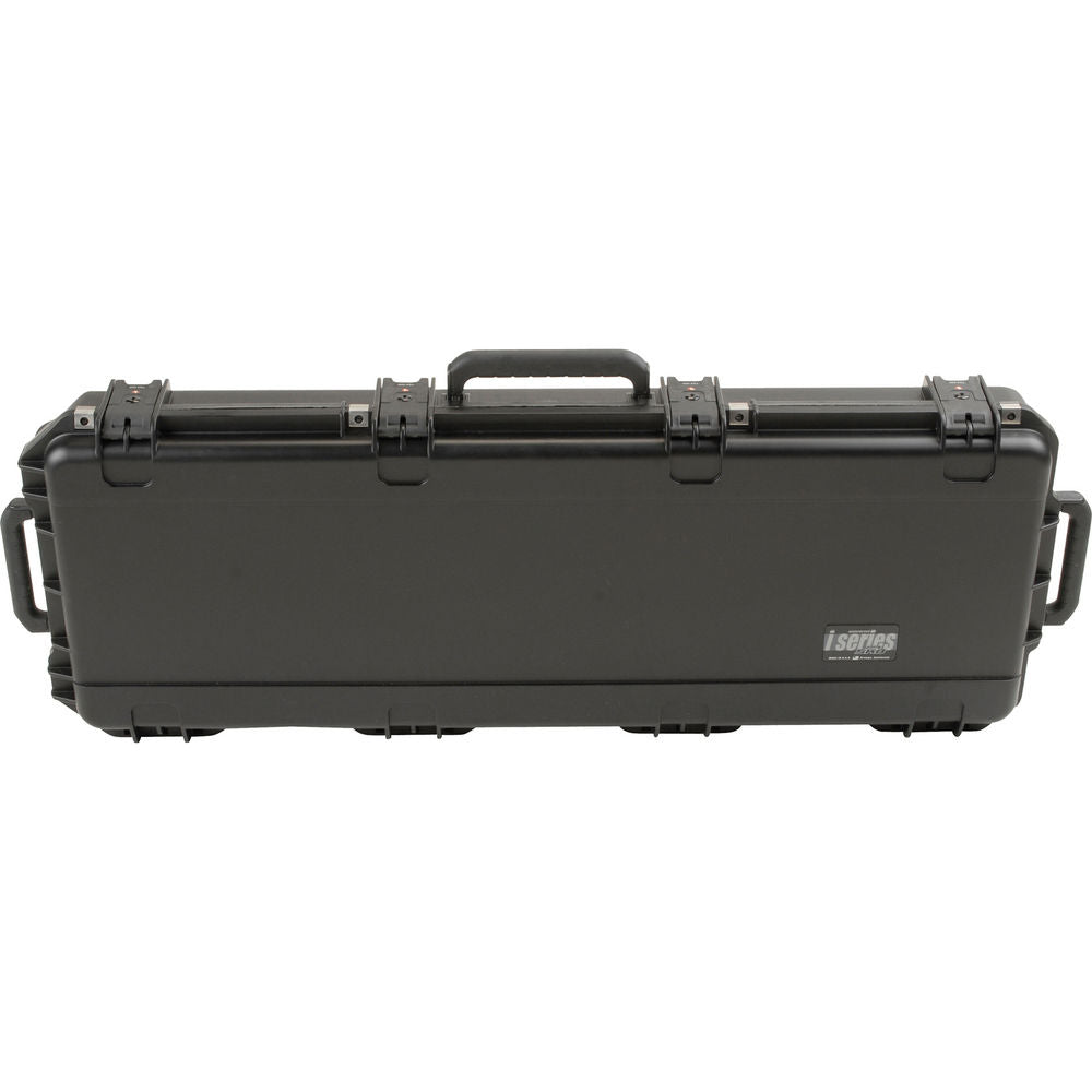 Estuche Rígido SKB iSeries 4214-5 Waterproof con ruedas utilitario con Layered espuma (Negro) - puertos y conexiones